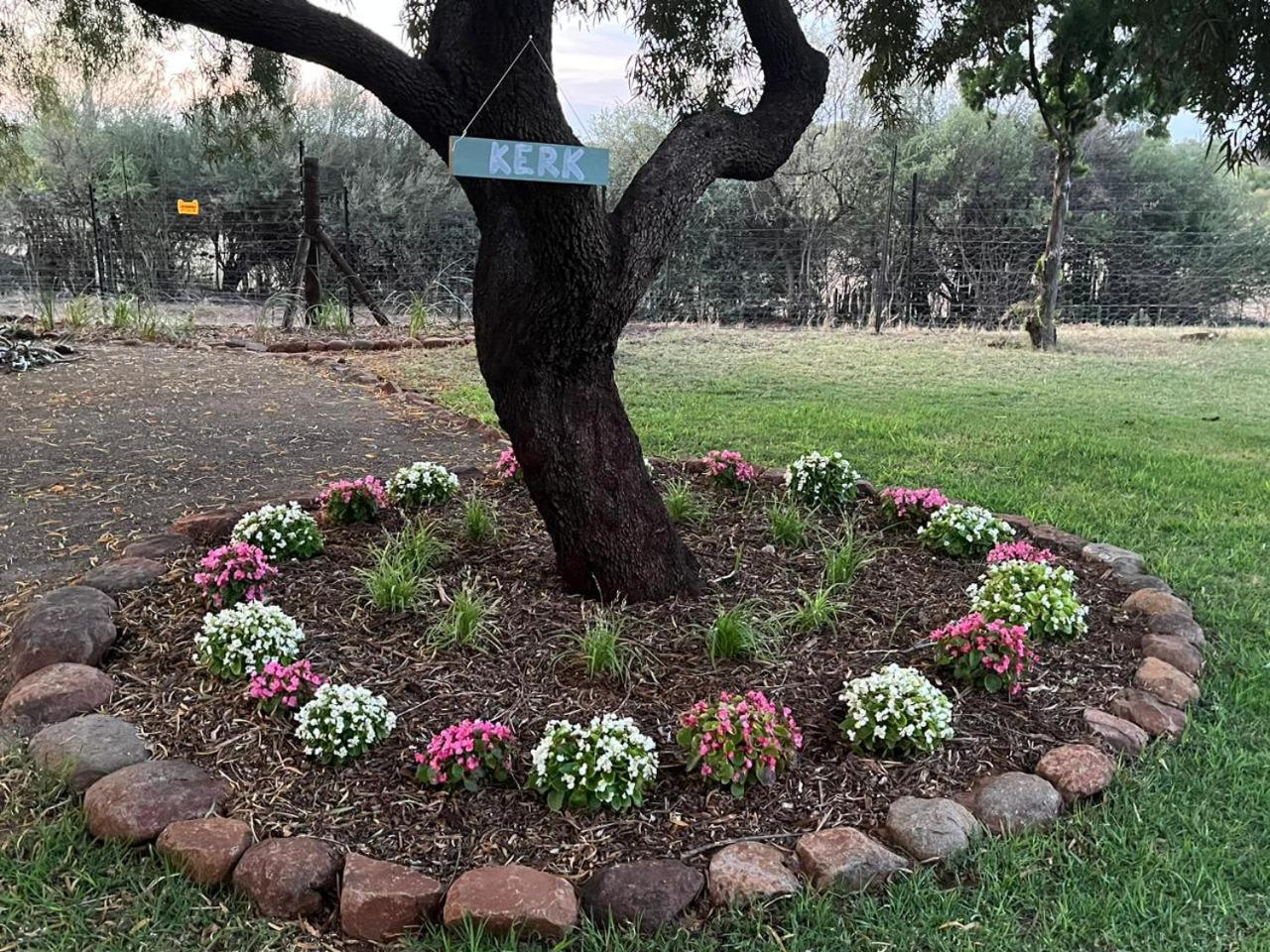 בלומפונטייין A Little Guesthouse מראה חיצוני תמונה