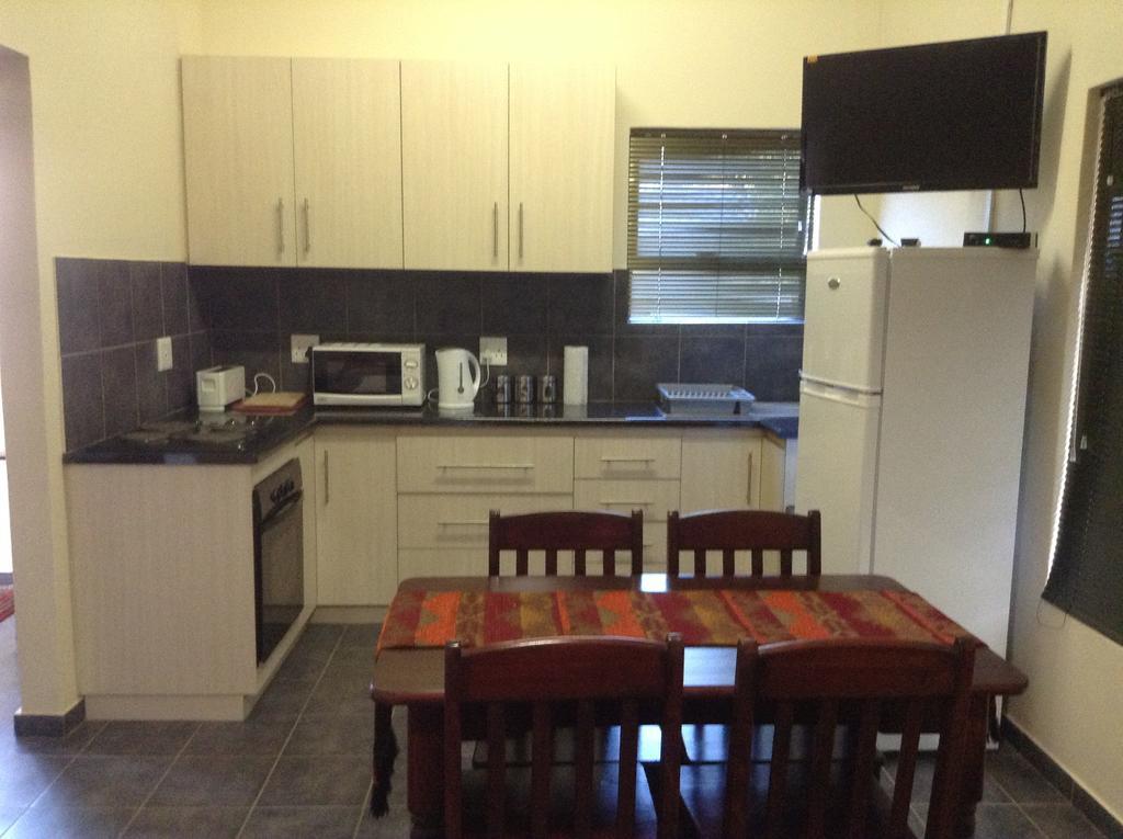 בלומפונטייין A Little Guesthouse מראה חיצוני תמונה